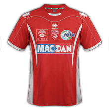 http://www.maillots-foot-actu.fr/wp-content/uploads/2013/05/nimes.png