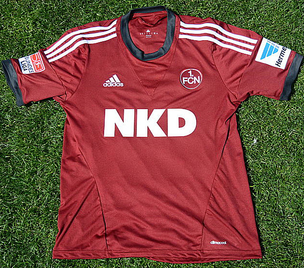 http://www.maillots-foot-actu.fr/wp-content/uploads/2013/06/Maillot-Nuremberg-Home1.jpeg