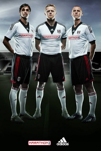 http://www.maillots-foot-actu.fr/wp-content/uploads/2013/07/Maillot-Home-Fulham-1.jpg