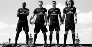 PSG 2016 troisieme maillot third noir officiel 2015 2016
