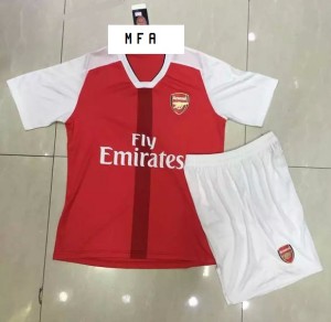 Arsenal 2017 maillot domicile short