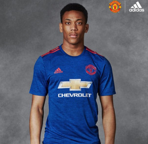 Manchester United 2017 Martial maillot exterieur Adidas