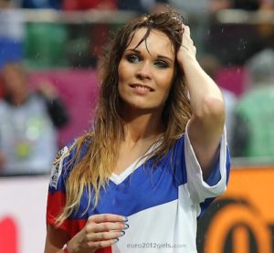 magnifique supportrice tcheque Euro 2016