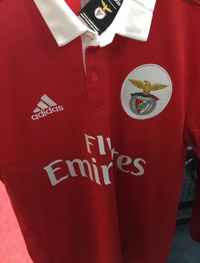 Benfica 2018 maillot de football domicile 17 18