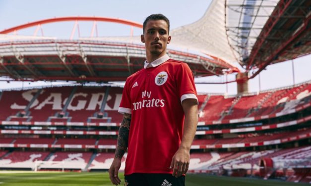 Les nouveaux maillots de foot Benfica 2018
