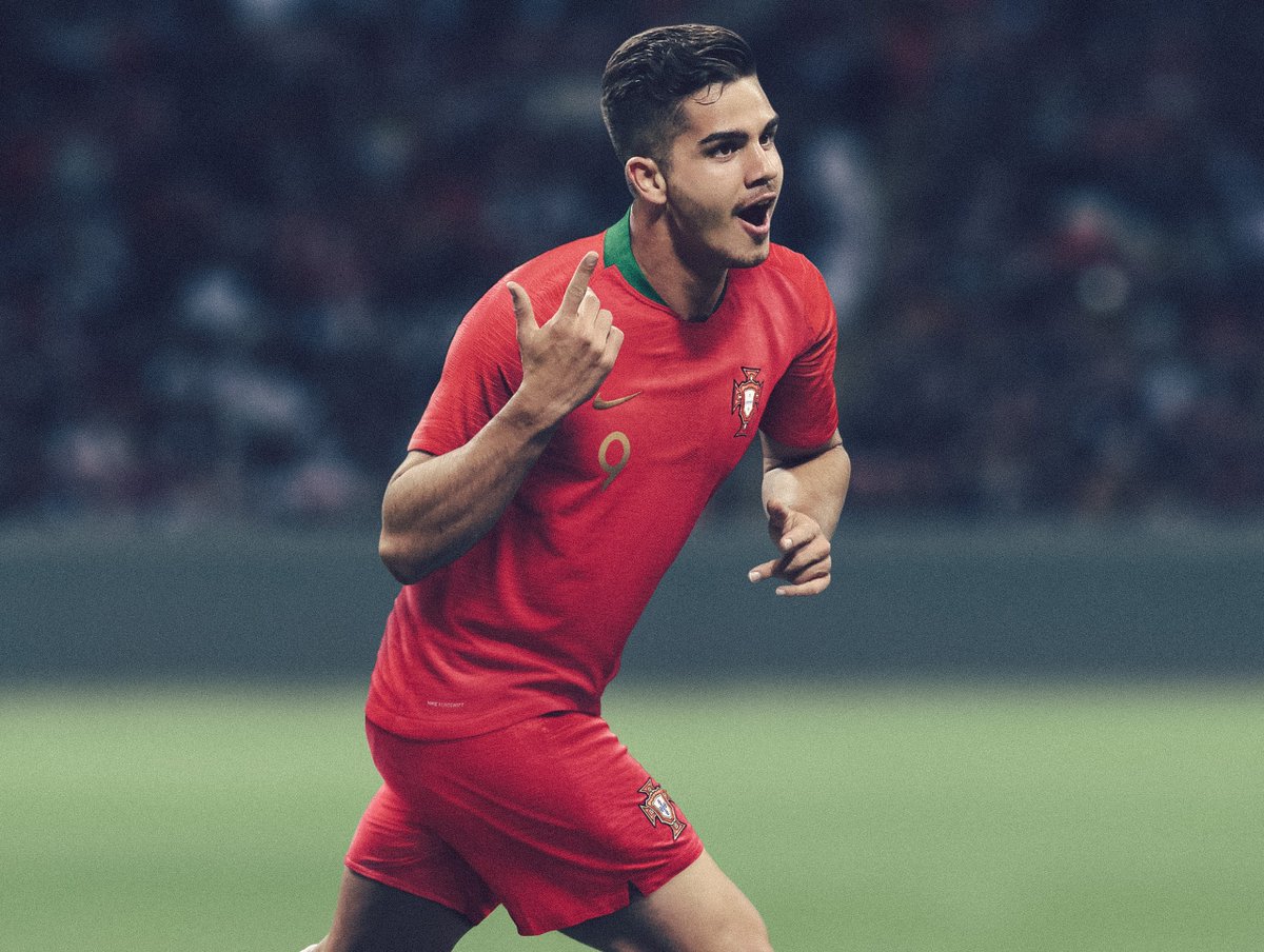 Portugal 2018 nouveau maillot domicile coupe du monde 2018 Nike
