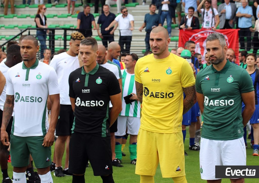 Maillot ASSE saint Etienne neuf avec étiquettes taille L