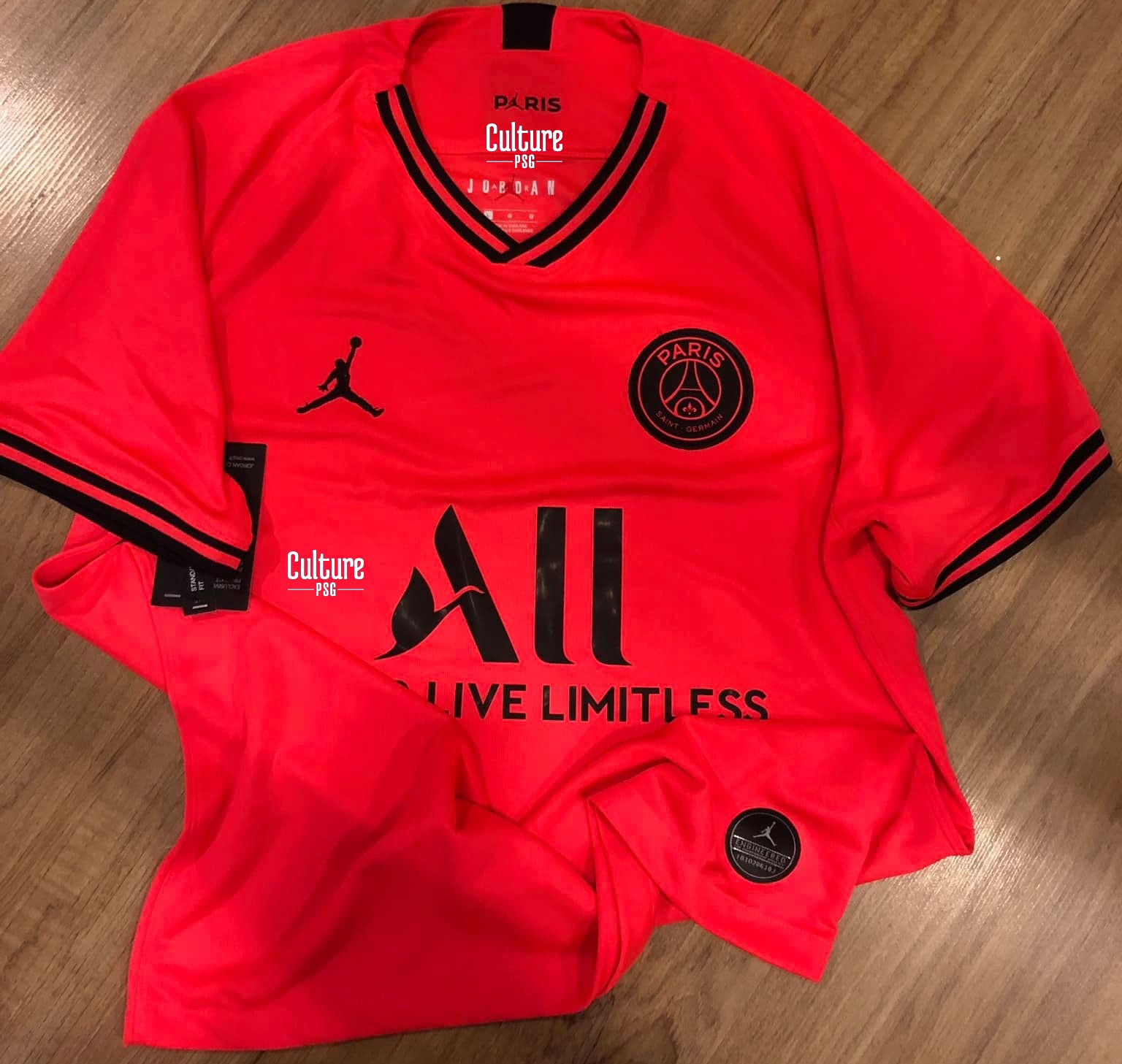 nouveau maillot de foot exterieur PSG 2019 2020 rouge
