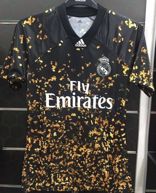 Real Madrid 2019 2020 quatrieme maillot fourth nouvel an chinois