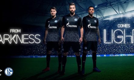 Schalke 2020 nouveaux maillots de football avec Umbro