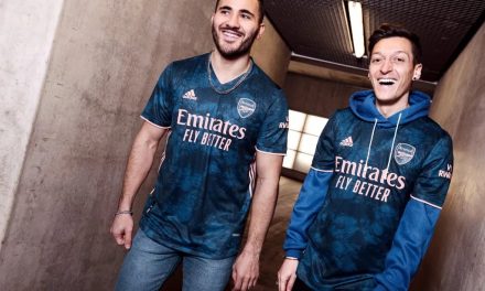 Arsenal 2021 infos sur les nouveaux maillots de foot des Gunners