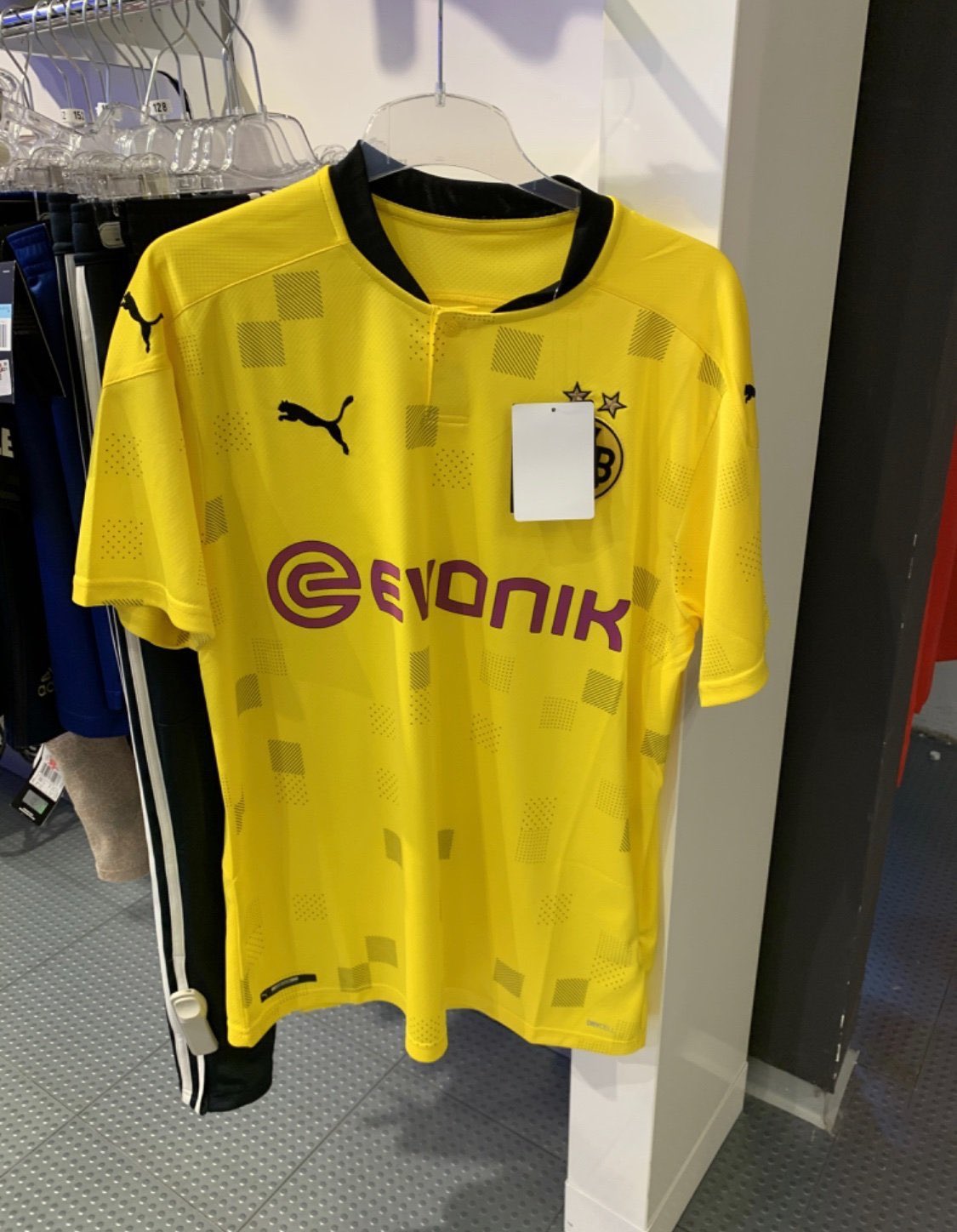 Dortmund 2021 quatrieme maillot de foot coupe ligue champions