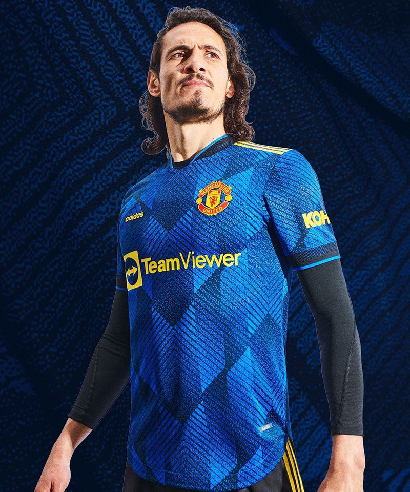 Manchester United 2022 troisieme maillot foot third Adidas