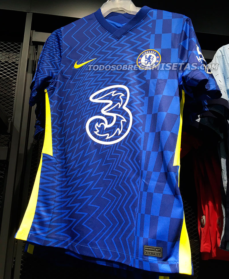 Chelsea 2022 nouveau maillot domicile football
