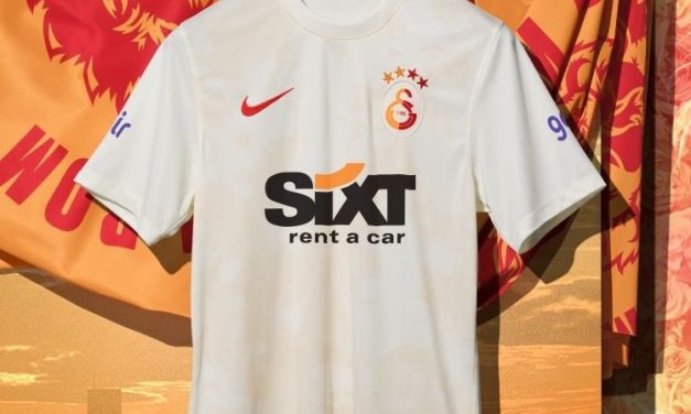 Galatasaray 2022 les 3 nouveaux maillots faits par Nike