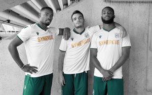 FC Nantes 2022 nouveau maillot de football exterieur