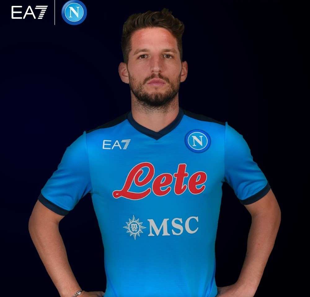 Naples 2022 nouveau maillot de foot domicile EA7