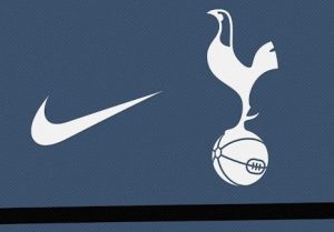 Tottenham 2023 couleurs maillot third