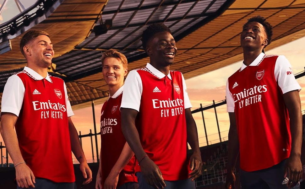 Arsenal 2023 nouveau maillot de football domicile officiel