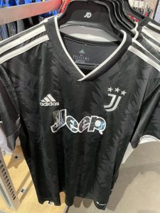 Juventus 2023 maillot de foot exterieur officiel fuite
