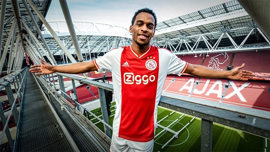 Ajax 2023 nouveau maillot domicile foot officiel