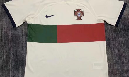 Les nouveaux maillots de foot Portugal coupe du monde 2022