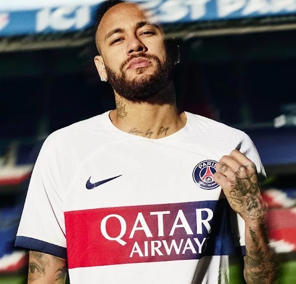 Paris 2024 nouveau maillot de foot exterieur Neymar