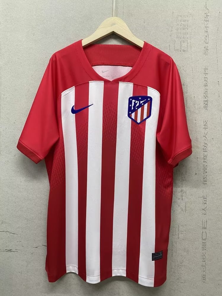 Atletico Madrid 2023 2024 maillot domicile foot probable