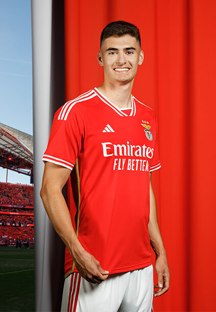antonio silva Benfica 2024 nouveau maillot domicile
