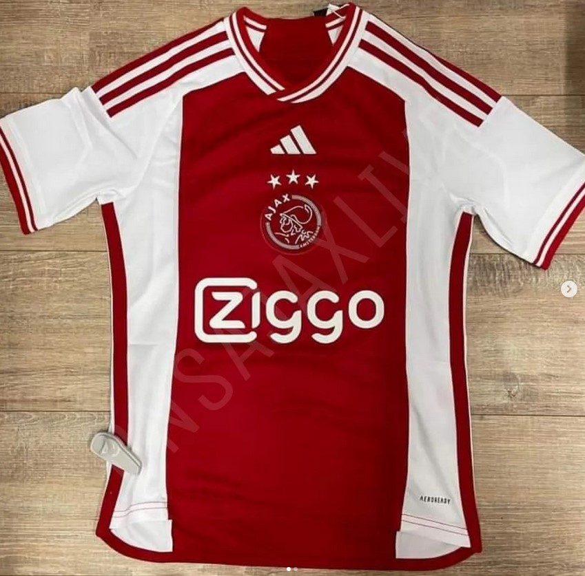 Ajax 2024 nouveau maillot domicile football