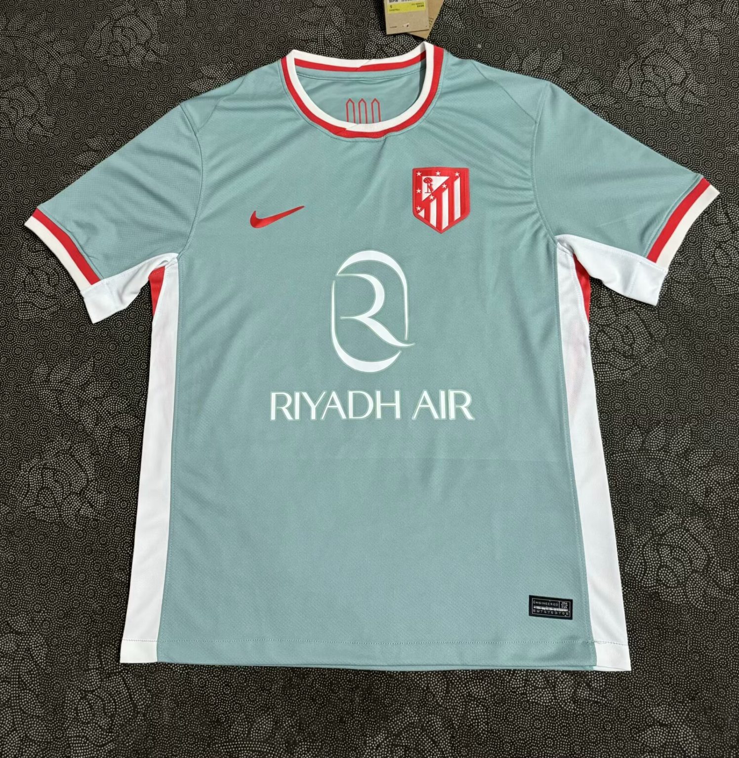 Maillot Domicile Atletico Madrid 2005-2006 – Nike – #9 Fernando Torres – Taille L – Neuf