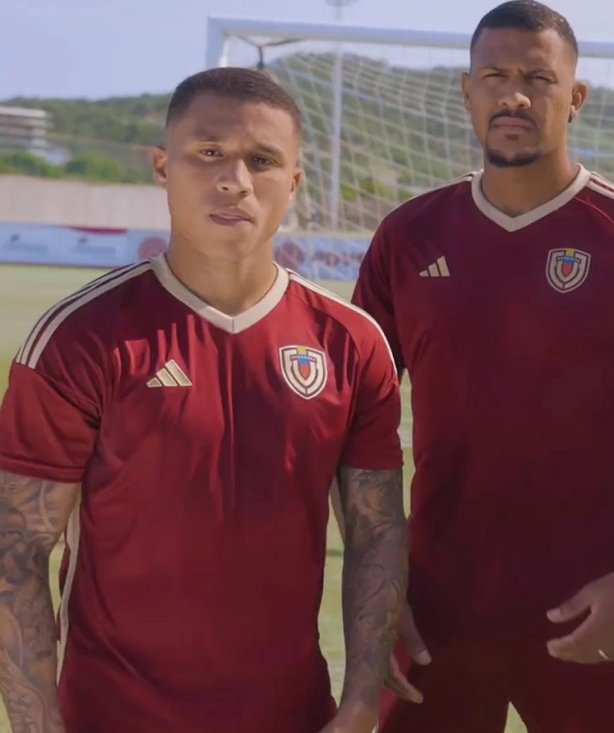 Venezuela Copa America 2024 maillot de foot domicile.jpg Adidas