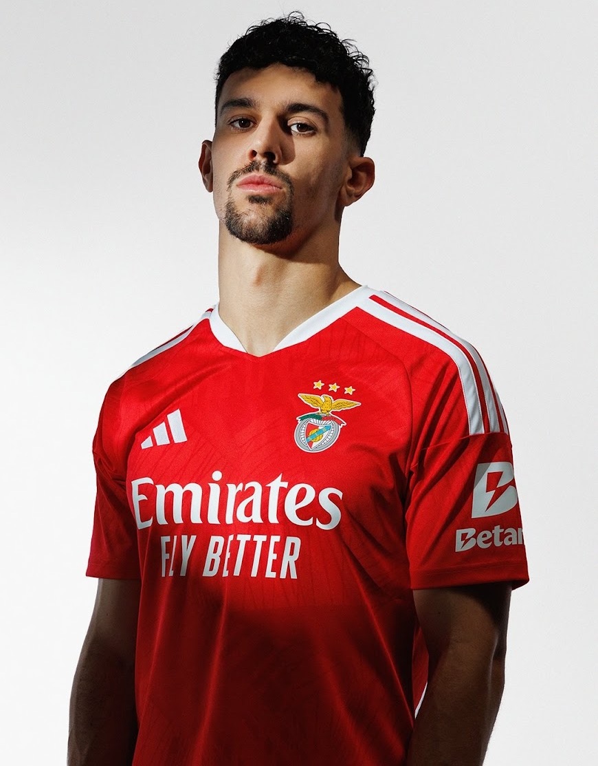 maillot domicile de football Benfica 2026 2027 maillot domicile de football Benfica 2026 2027